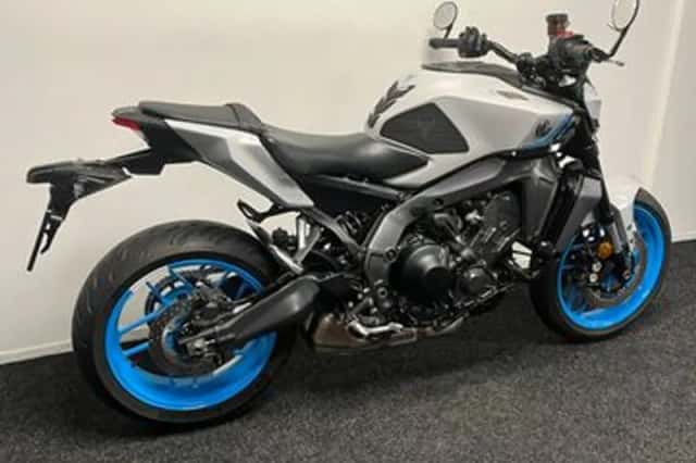 Yamaha MT-09 Y-AMT (2025) thumbnail 5