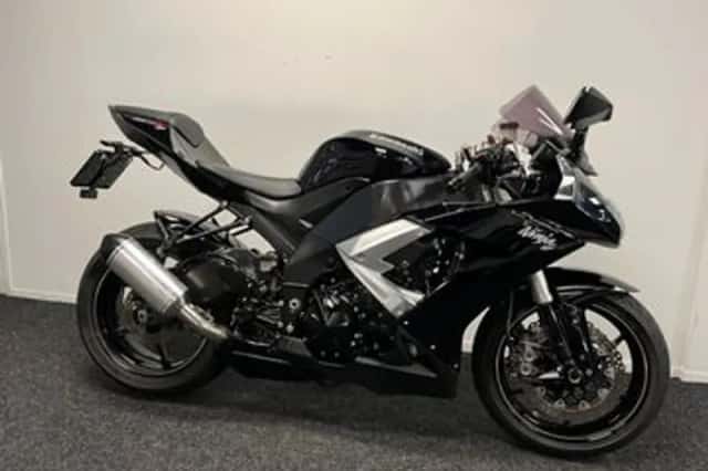 Kawasaki ZX-10R (2009) thumbnail 5