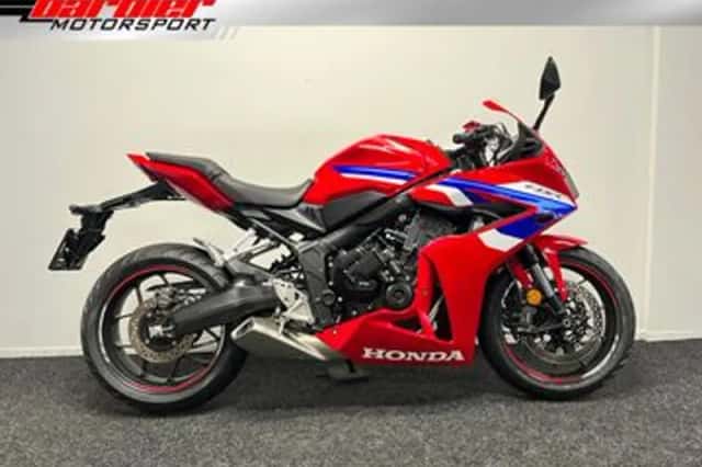 Honda CBR650R (2025) thumbnail 1