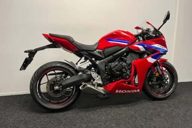 Honda CBR650R (2025) thumbnail 5