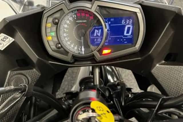 Kawasaki Ninja 400 (2018) thumbnail 2