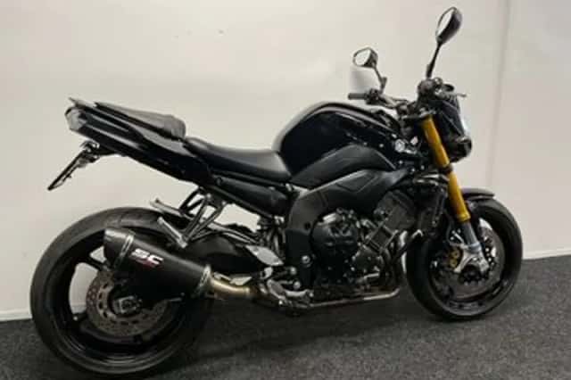 Yamaha FZ8 (2010) thumbnail 5