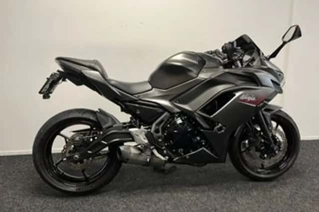 Kawasaki Ninja 650 (2022) thumbnail 6
