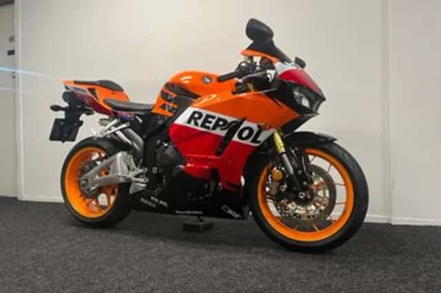 Honda CBR600RR (2014) thumbnail 4