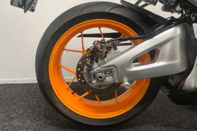 Honda CBR600RR (2014) thumbnail 5