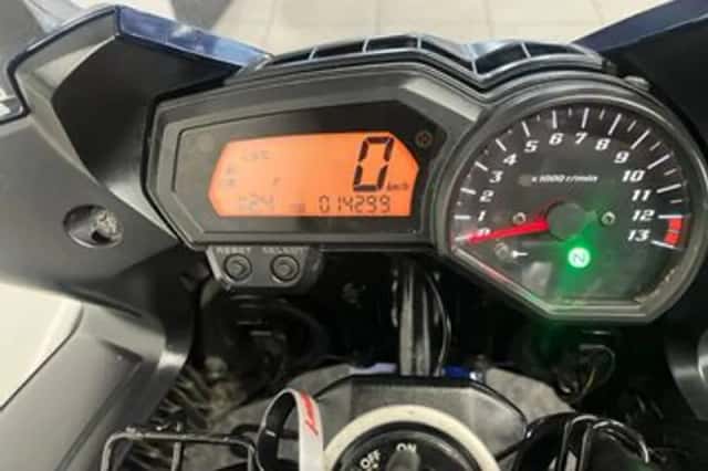 Yamaha FZ1 (2011) thumbnail 2