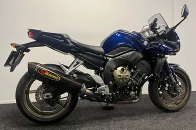 Yamaha FZ1 (2011) thumbnail 3