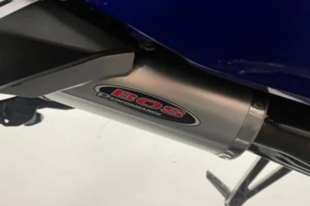 Honda CBR1000RR (2005) thumbnail 3