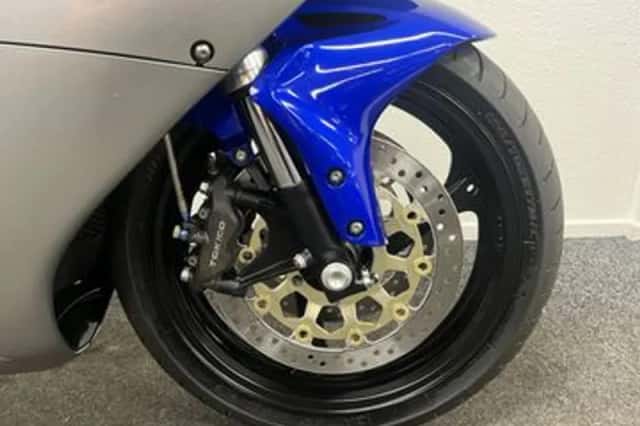 Honda CBR1000RR (2005) thumbnail 5