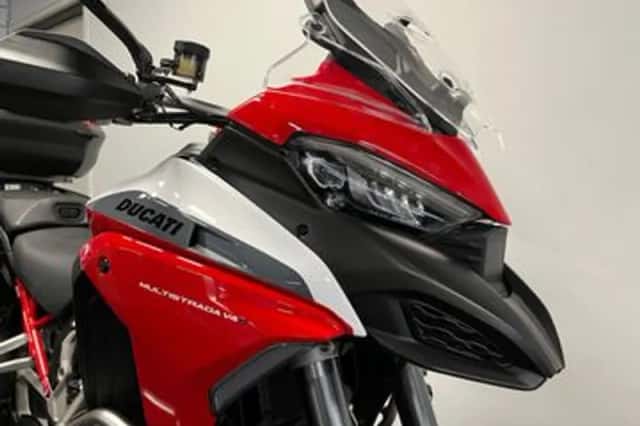Ducati Multistrada V4S (2021) thumbnail 3