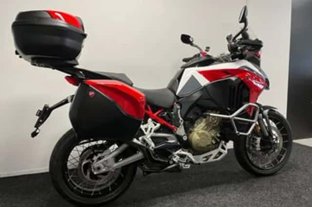 Ducati Multistrada V4S (2021) thumbnail 6