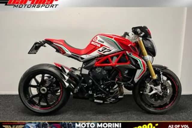 MV Agusta Dragster 800RC (2017) thumbnail 1