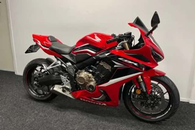 Honda CBR650R (2021) thumbnail 3
