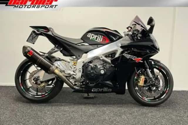 Aprilia RSV 4R (2011) thumbnail 1