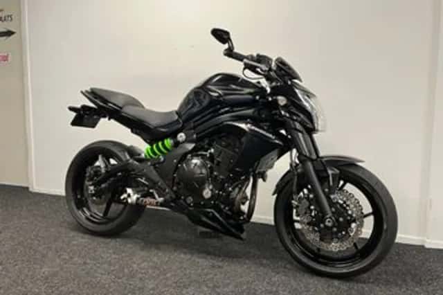 Kawasaki Er-6n (2014) thumbnail 4