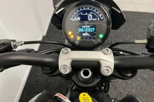 Triumph Trident 660 (2021) thumbnail 2