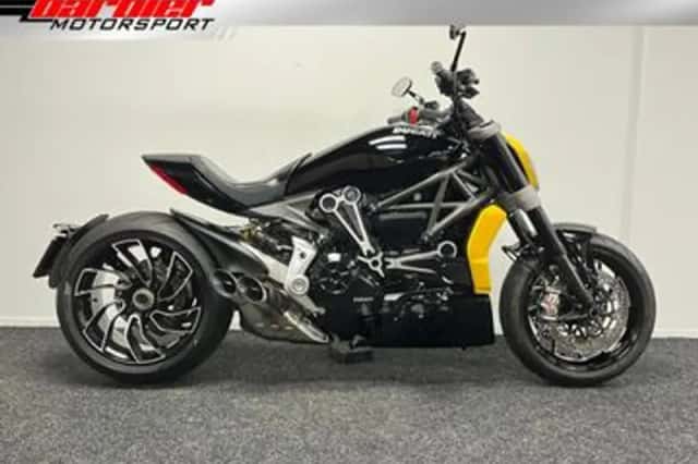 Ducati Xdiavel S (2016) thumbnail 1