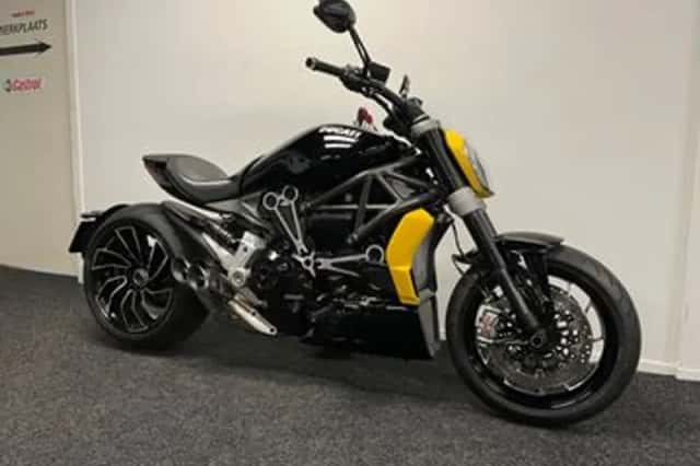 Ducati Xdiavel S (2016) thumbnail 4