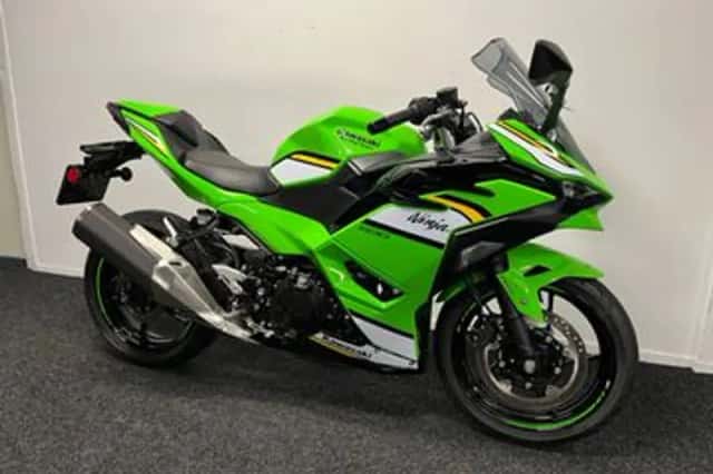 Kawasaki Ninja 500 (2025) thumbnail 3