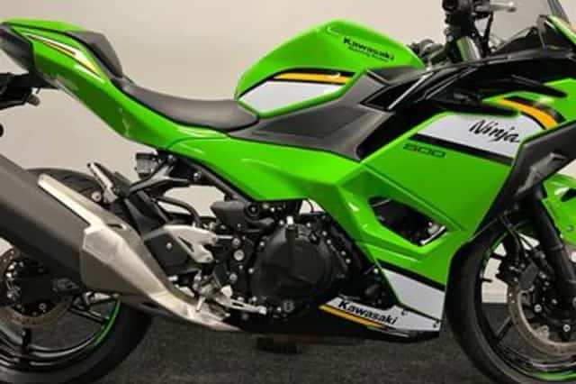 Kawasaki Ninja 500 (2025) thumbnail 6