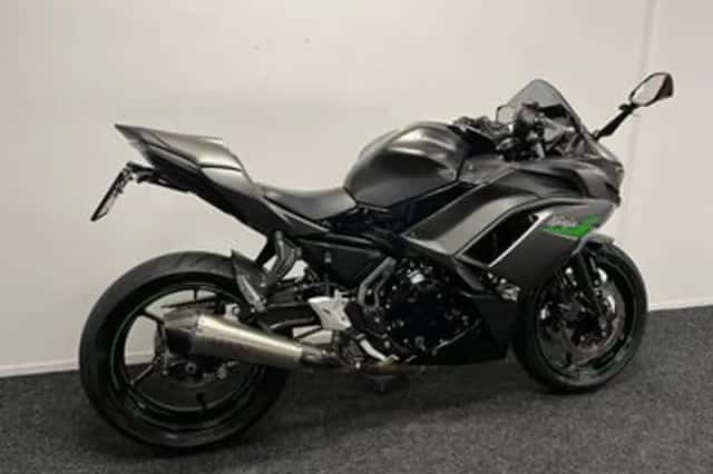 Kawasaki Ninja 650 (2023) thumbnail 4