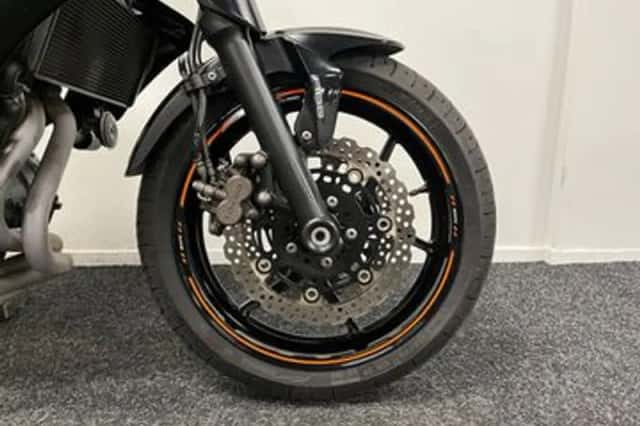 Kawasaki Er-6n (2016) thumbnail 5