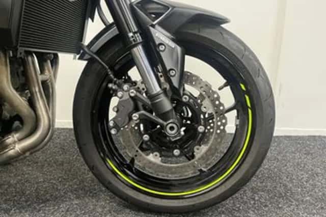 Kawasaki Z900 (2021) thumbnail 5