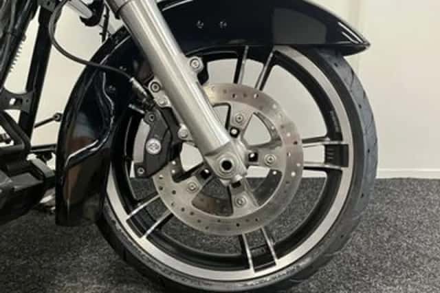 Harley-Davidson Road Glide Special (2016) thumbnail 6