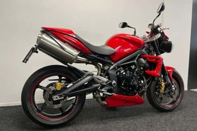 Triumph Street Triple 675 R (2011) thumbnail 5