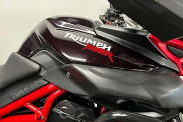 Triumph Tiger 800 (2014) thumbnail 3