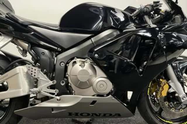 Honda CBR600RR (2003) thumbnail 5