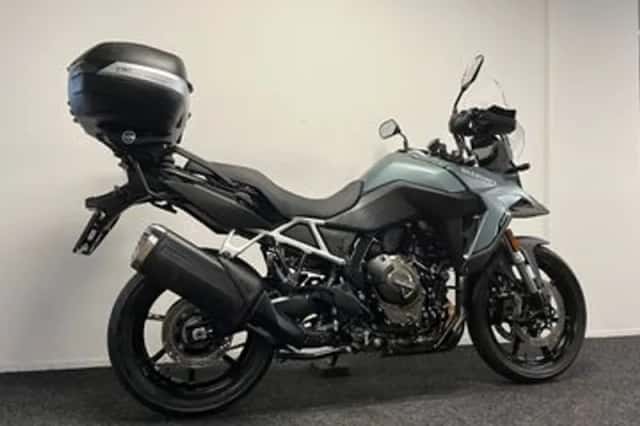 Suzuki V-Strom 800 (2024) thumbnail 4
