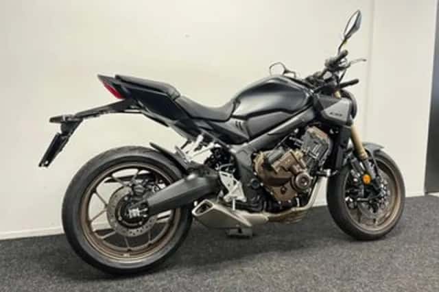 Honda CB650R (2025) thumbnail 5