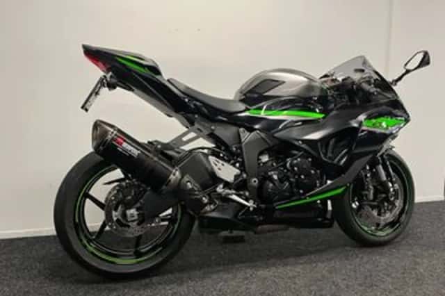 Kawasaki Ninja ZX-6R (2024) thumbnail 5