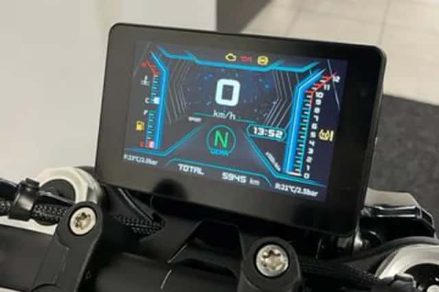 QJ Motor SRK 600 (2025) thumbnail 2