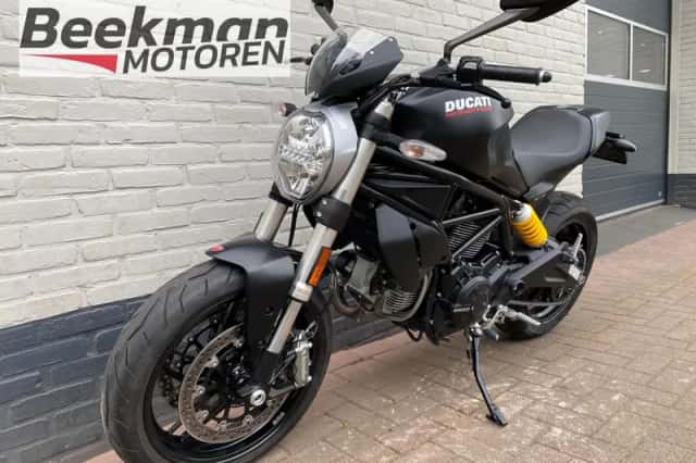 Ducati Monster 797 (2018) thumbnail 2