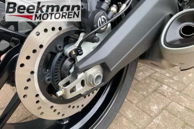 Ducati Monster 797 (2018) thumbnail 5