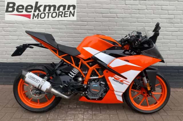KTM RC 125 (2017) thumbnail 1