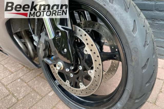 Suzuki GSX-R600 (2006) thumbnail 6