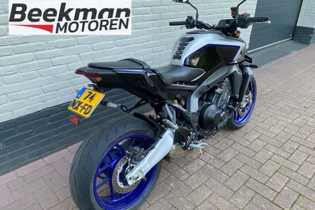 Yamaha MT 09 SP (2025) thumbnail 2