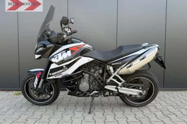 KTM 990 Supermoto T (2010) thumbnail 4