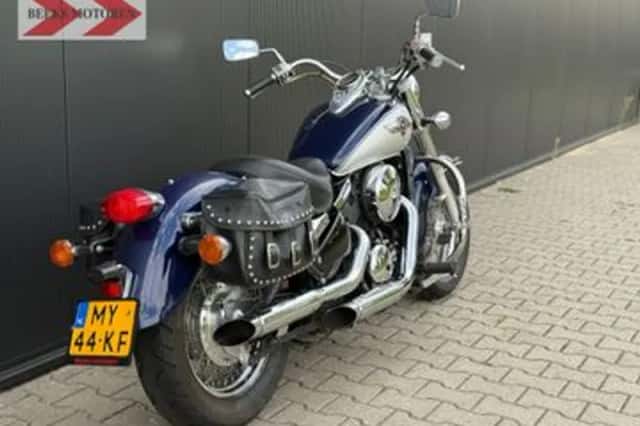 Kawasaki VN 800 Classic (1997) thumbnail 3