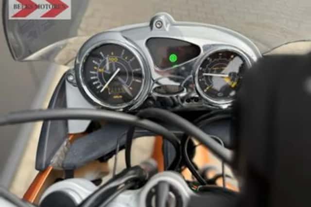 BMW F 650 CS Scarver (2003) thumbnail 5