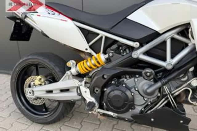 Aprilia Dorsoduro 1200 (2011) thumbnail 5