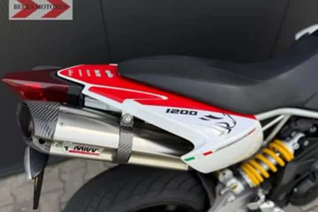 Aprilia Dorsoduro 1200 (2011) thumbnail 6