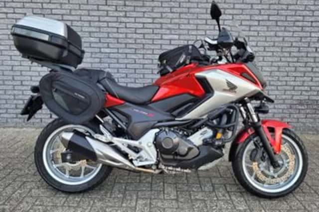 Honda NC750X (2016) thumbnail 1