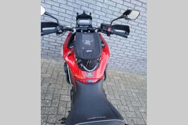 Honda NC750X (2016) thumbnail 4