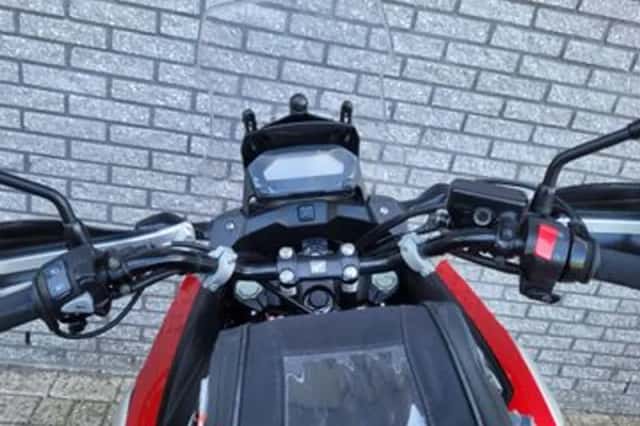 Honda NC750X (2016) thumbnail 5