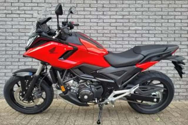 Honda NC750X (2026) thumbnail 3