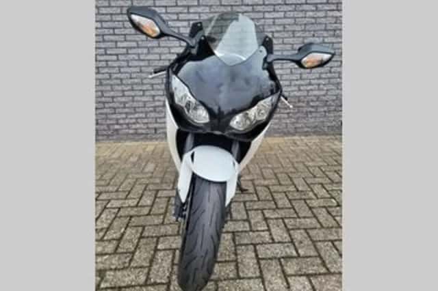 Honda CBR 1000 RR Fireblade (2008) thumbnail 2